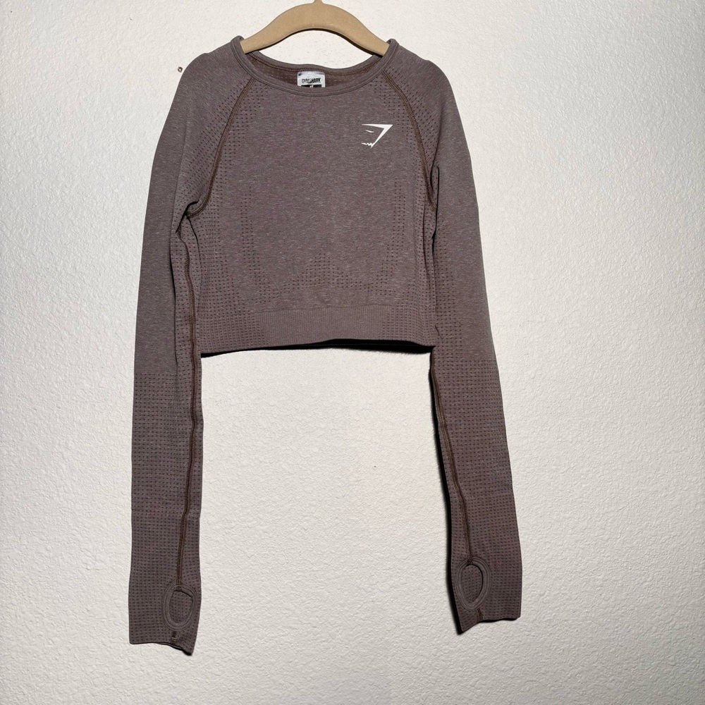 Gymshark | brown cropped long sleeve top